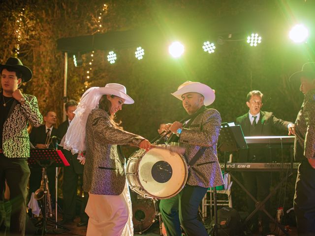 La boda de Edgar y Brenda en Tepotzotlán, Estado México 77