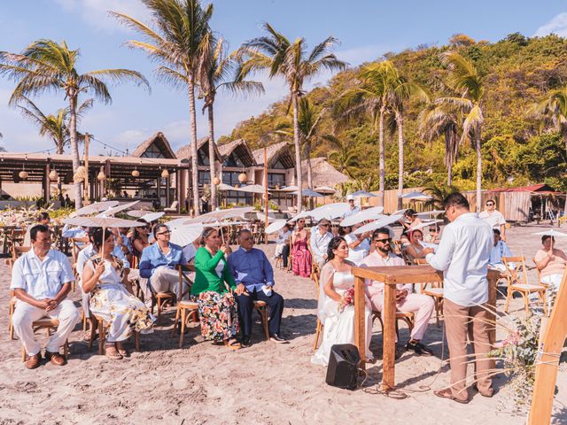 La boda de Anahí y Alex en Puerto Escondido, Oaxaca 11