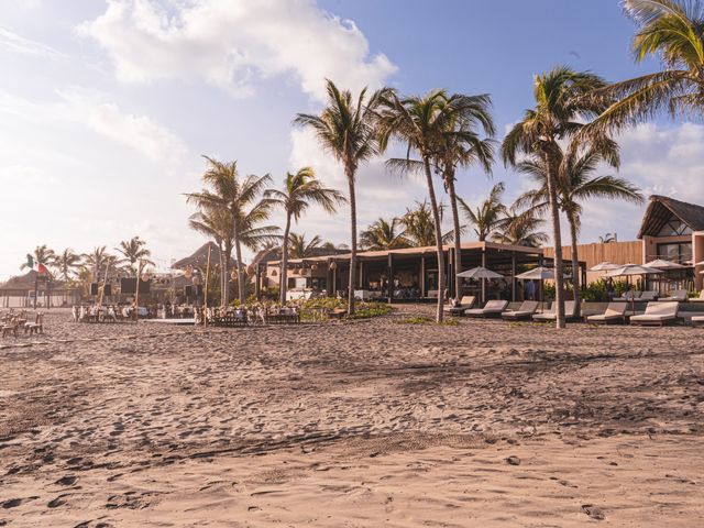 La boda de Anahí y Alex en Puerto Escondido, Oaxaca 26