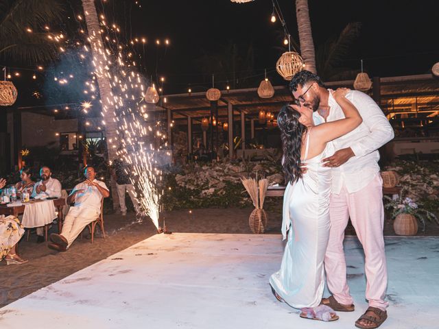 La boda de Anahí y Alex en Puerto Escondido, Oaxaca 30