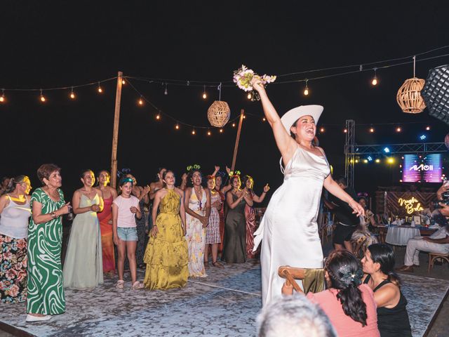 La boda de Anahí y Alex en Puerto Escondido, Oaxaca 31