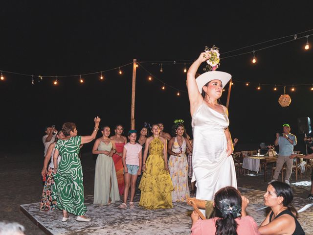 La boda de Anahí y Alex en Puerto Escondido, Oaxaca 32