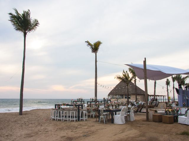 La boda de Luis y Paola en Coyuca de Benítez, Guerrero 25