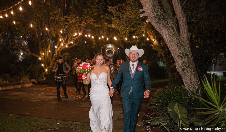 La boda de Edgar y Brenda en Tepotzotlán, Estado México