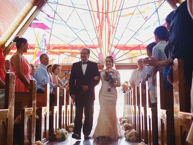 La boda de Carlos y Claudia en Ensenada, Baja California 10