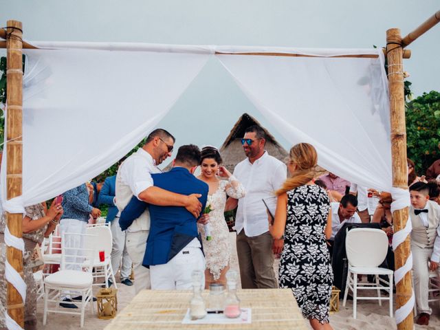 La boda de Arturo y Liz en Playa del Carmen, Quintana Roo 9