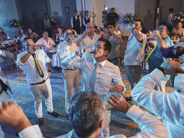 La boda de Alfredo y Liliana en Huatulco, Oaxaca 11