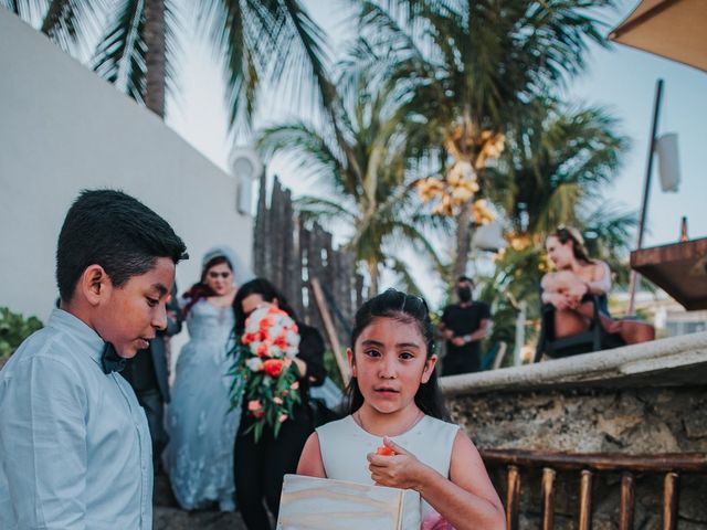 La boda de Mario y Nallely en Acapulco, Guerrero 31