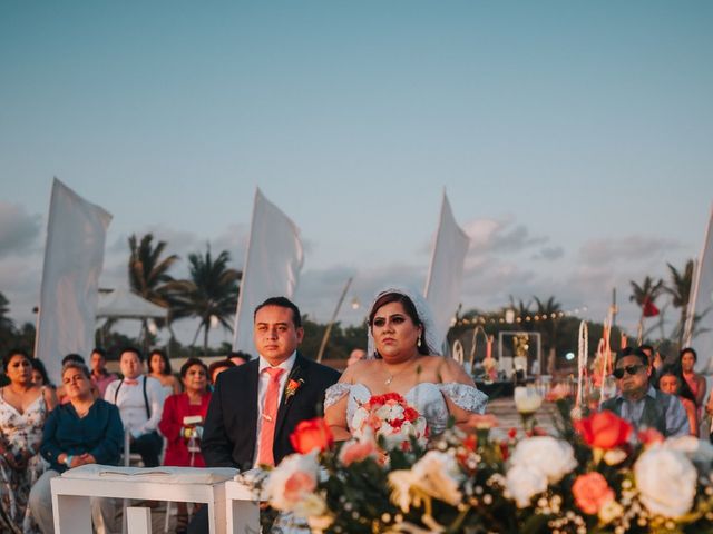 La boda de Mario y Nallely en Acapulco, Guerrero 51