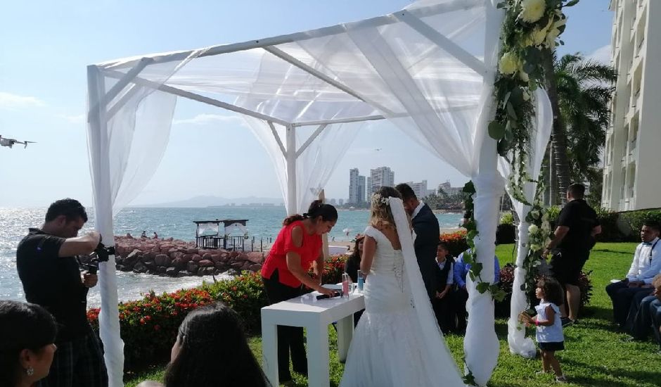 La boda de Javier y Iliana en Puerto Vallarta, Jalisco