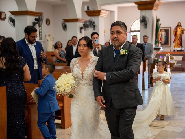 La boda de Julio y Alejandra en Rosarito, Baja California 2