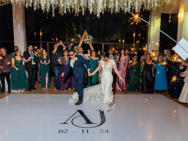 La boda de Julio y Alejandra en Rosarito, Baja California 29