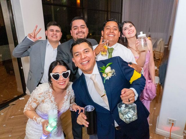 La boda de Julio y Alejandra en Rosarito, Baja California 34