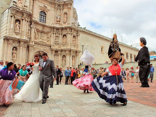 La boda de Omar y Laura en Oaxaca, Oaxaca 39