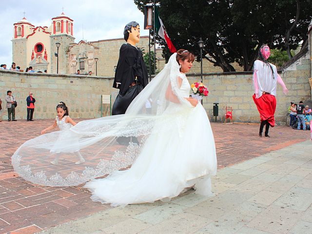La boda de Omar y Laura en Oaxaca, Oaxaca 53