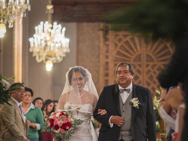 La boda de Juan y Leticia en Morelia, Michoacán 38