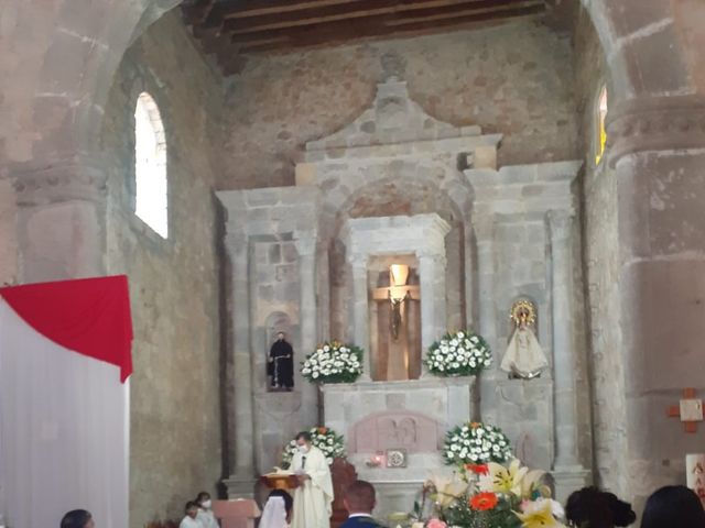 La boda de Joaquín y Daniela  en Zitácuaro, Michoacán 5