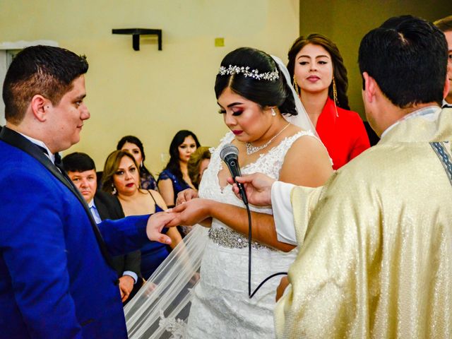 La boda de César  y Erika  en Guamúchil, Sinaloa 33