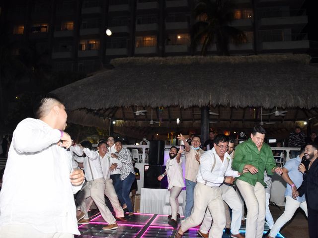 La boda de Eduardo y Montserrat en Acapulco, Guerrero 3