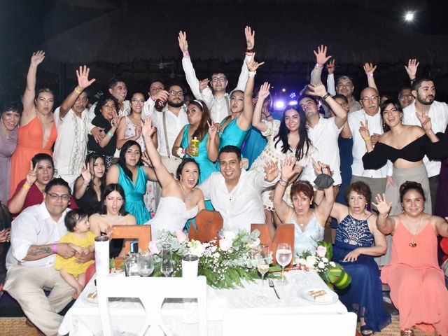 La boda de Eduardo y Montserrat en Acapulco, Guerrero 9