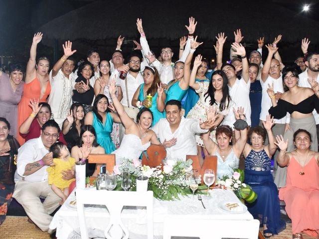 La boda de Eduardo y Montserrat en Acapulco, Guerrero 10