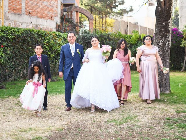 La boda de Isaac  y Alejandra  en Coyoacán, Ciudad de México 18