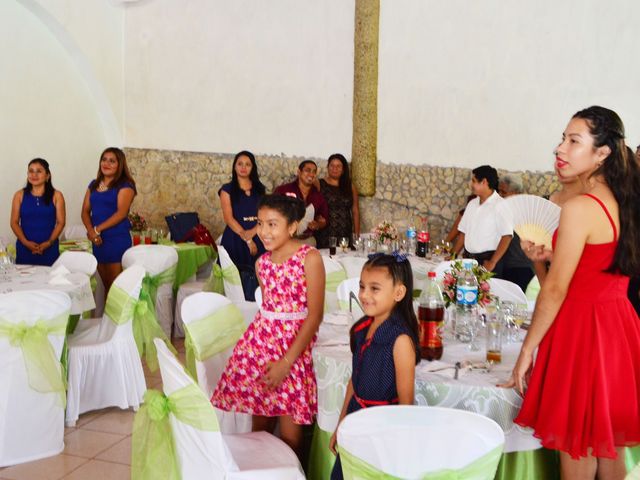 La boda de Fernando y Dafne en Papantla de Olarte, Veracruz 13
