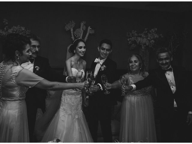 La boda de Mario y Anakaren en San Nicolás de los Garza, Nuevo León 22