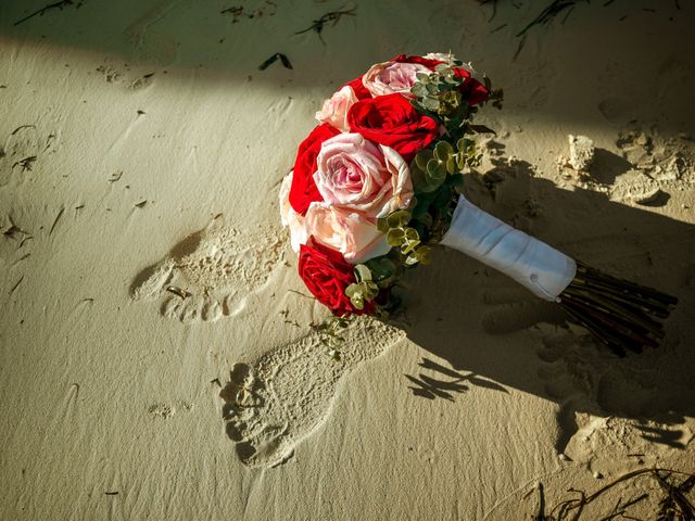 La boda de Alejandro y Reyna en Puerto Morelos, Quintana Roo 20