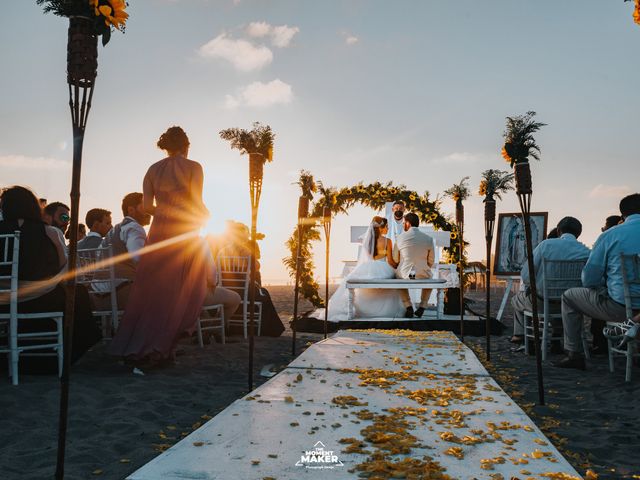 La boda de Marco y Caro en Acapulco, Guerrero 1