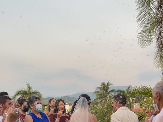 La boda de Eduardo y Brania en Ixtapa Zihuatanejo, Guerrero 5