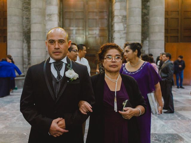 La boda de Carlos y Daniela en Toluca, Estado México 18
