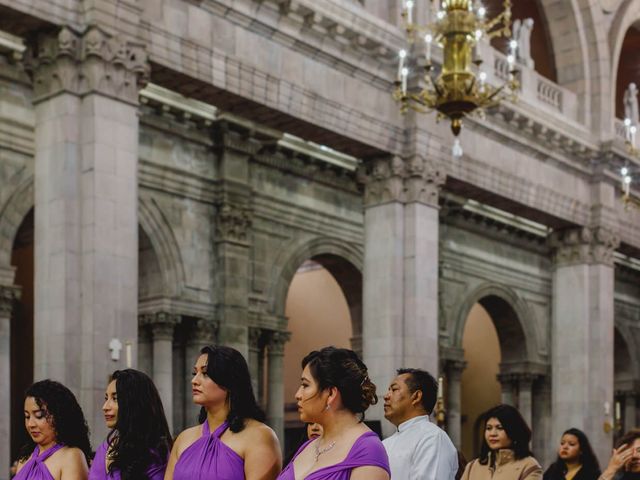 La boda de Carlos y Daniela en Toluca, Estado México 23