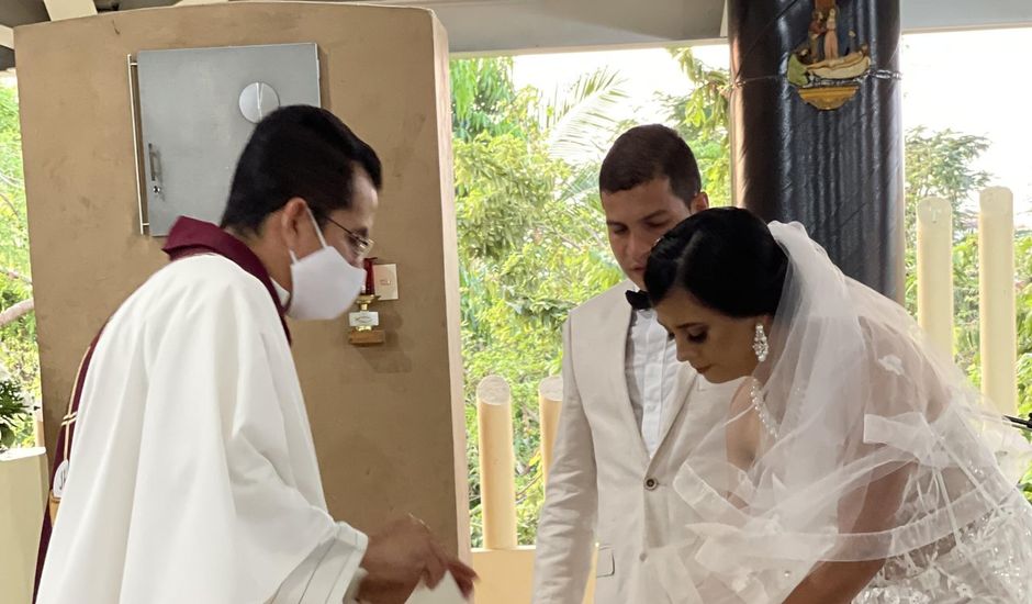 La boda de Eduardo y Brania en Ixtapa Zihuatanejo, Guerrero