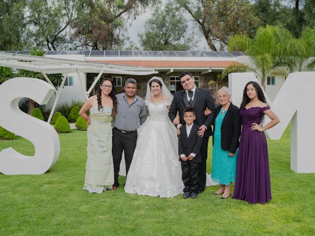 La boda de Hugo y Stefani en Tecámac, Estado México 33