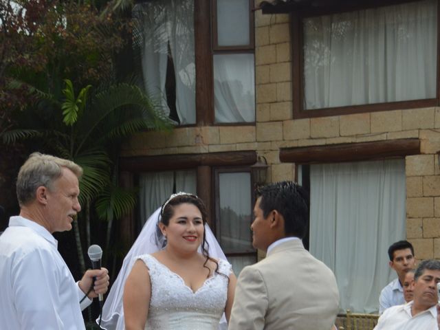 La boda de Juan Carlos  y Paola  en Cuernavaca, Morelos 17