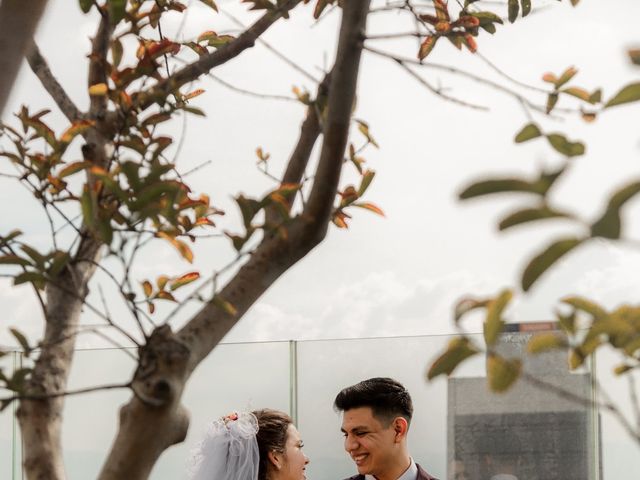 La boda de David y Lizzie en Xochimilco, Ciudad de México 43