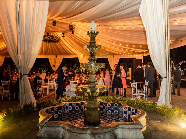 La boda de David y Lizzie en Xochimilco, Ciudad de México 135