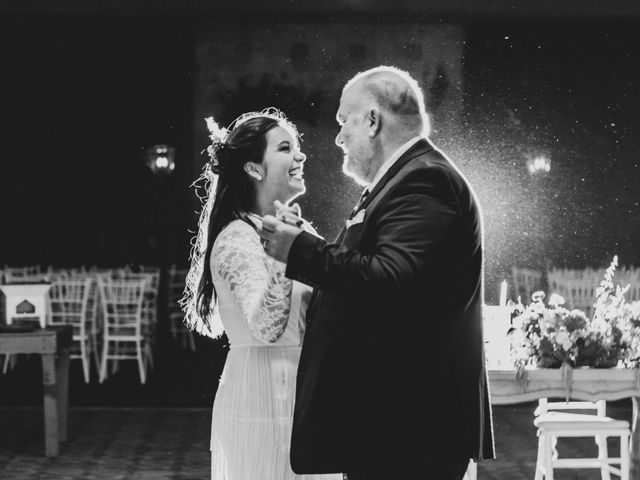 La boda de David y Lizzie en Xochimilco, Ciudad de México 163