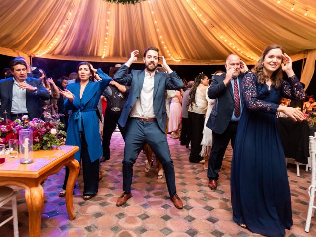 La boda de David y Lizzie en Xochimilco, Ciudad de México 182