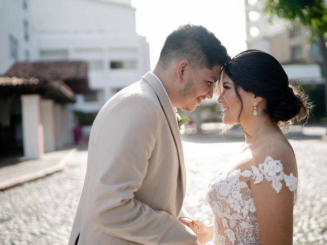 La boda de Fidel y Estrella en Puerto Vallarta, Jalisco 15