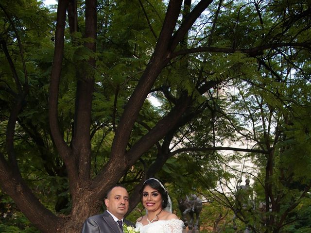 La boda de Roberto Carlos y Alejandra en León, Guanajuato 2