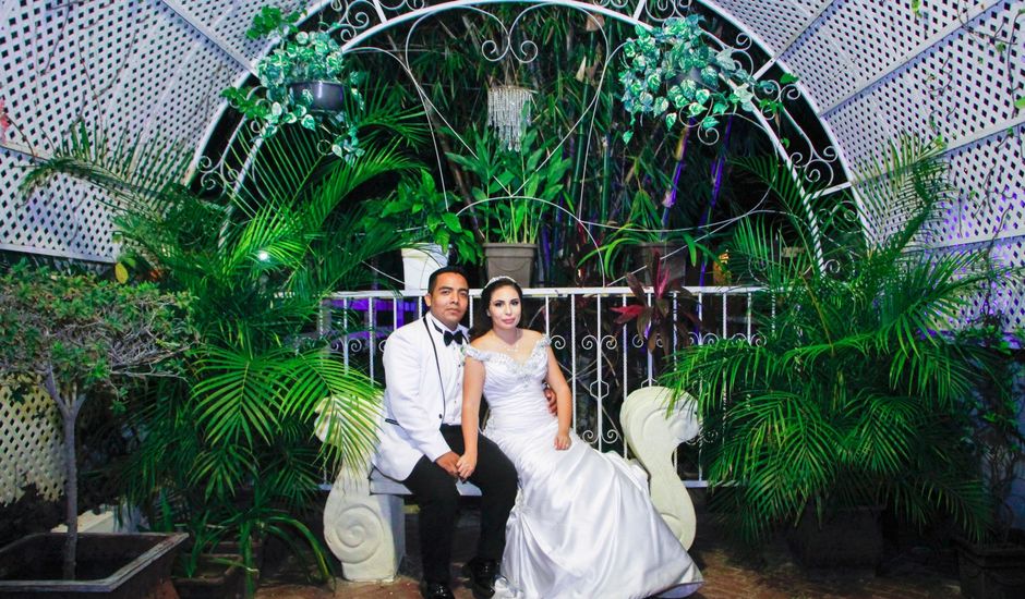 La boda de Carlos y Estefanía en Juárez, Nuevo León