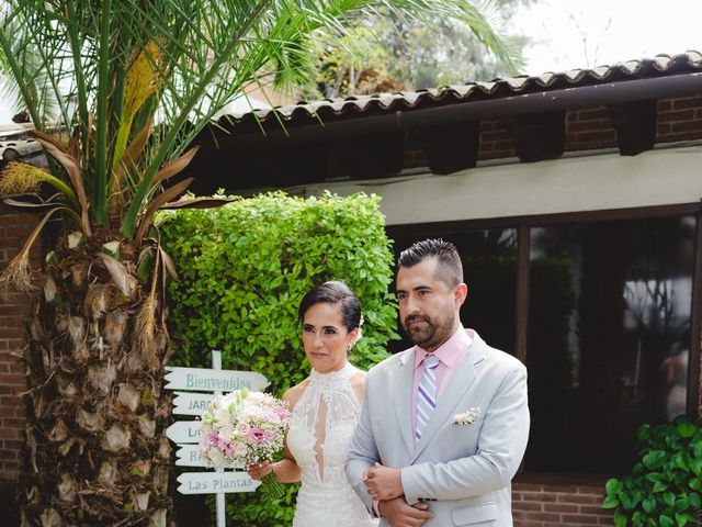 La boda de Roberto y Lucía en Valle de Bravo, Estado México 39