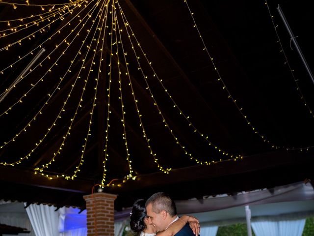 La boda de Roberto y Lucía en Valle de Bravo, Estado México 67