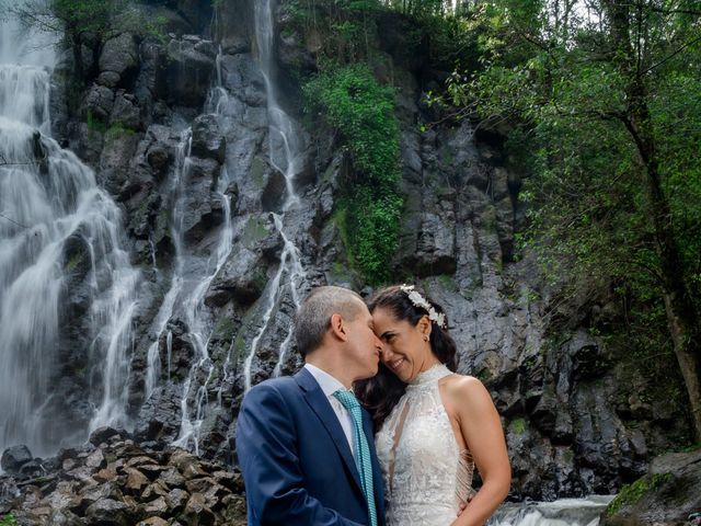 La boda de Roberto y Lucía en Valle de Bravo, Estado México 88