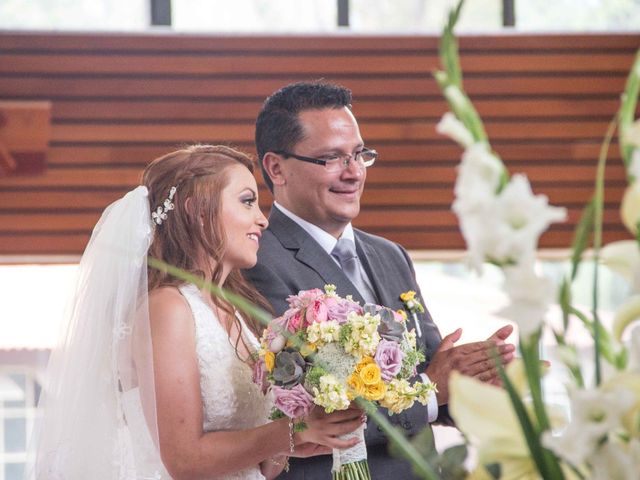 La boda de Roberto y Brenda en Cuautitlán Izcalli, Estado México 18