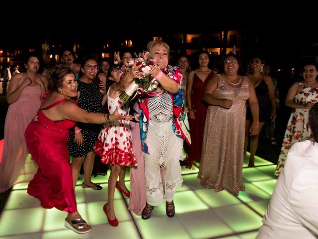 La boda de Giovanni y Gabriela en Bucerias, Nayarit 31