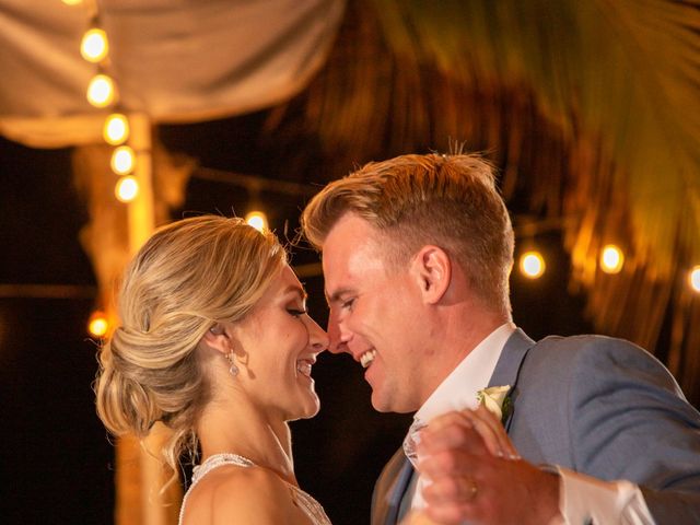 La boda de Saxton y Paige en Cabo San Lucas, Baja California Sur 33