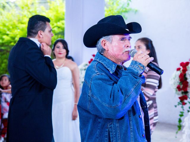 La boda de Roger y Faty en Santa Cruz Xoxocotlán, Oaxaca 9